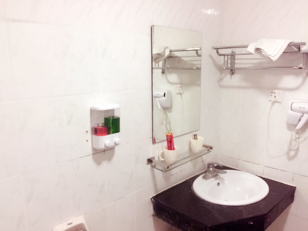New Yuetan Hotel Dar es Salaam Exterior photo